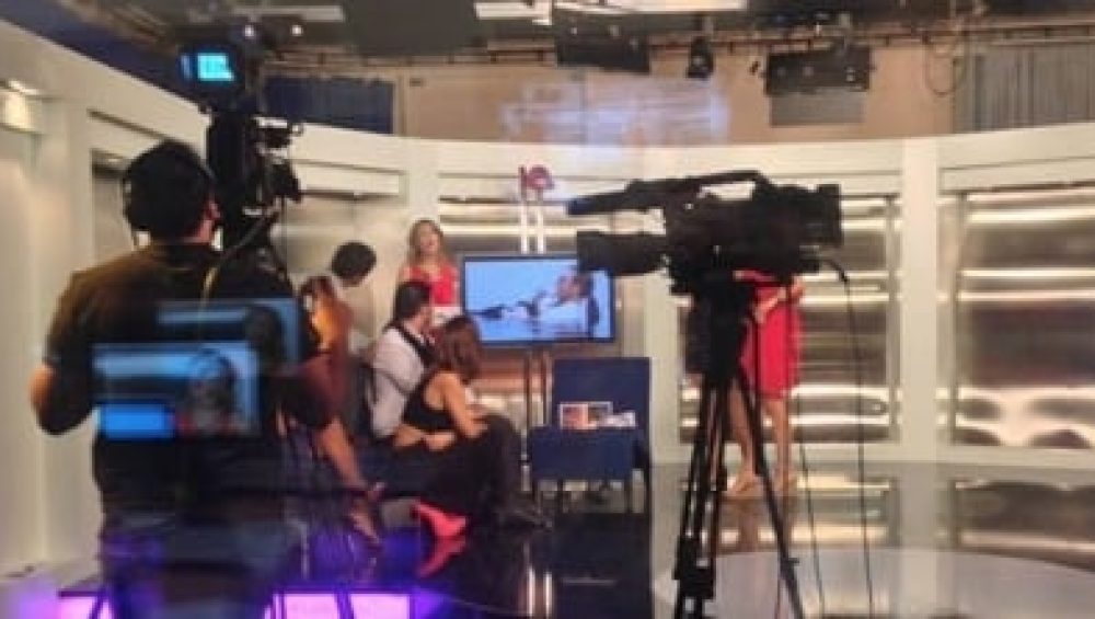 presentadores plato alumnos produccion television tracor