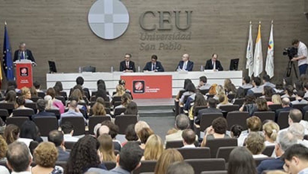 asamblea y graduacion de alumnos